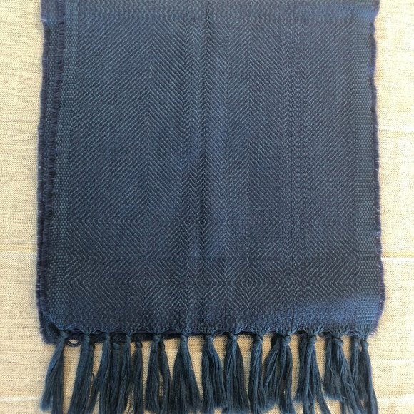 KERRY 100% Lambswool Scarf - Picture 1 of 4